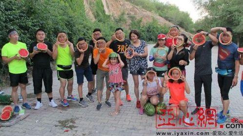 乌鲁木齐吃瓜的群,揭秘城市生活趣味圈